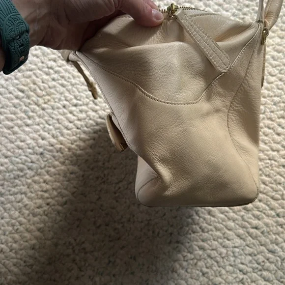 Brahmin Cream Satchel - Picture 9 of 11
